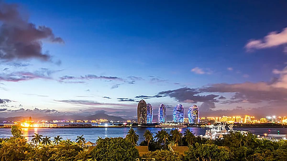 Phoenix Island by night